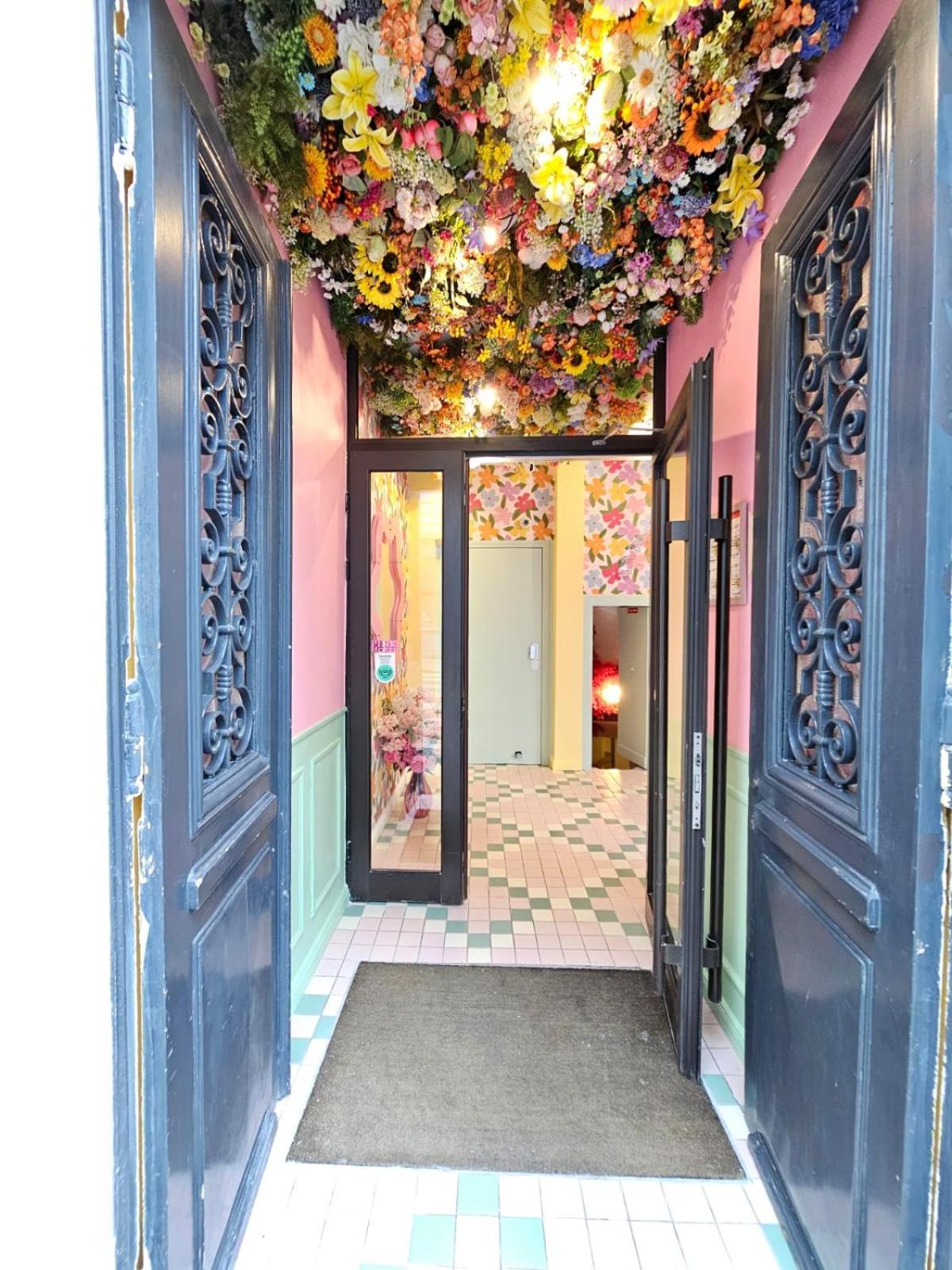 Hotel La Petite Rosa Paris Luaran gambar